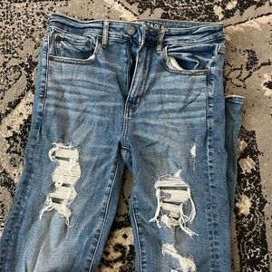 American eagle straight legged jeans